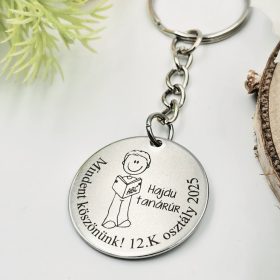 Ballagási kulcstartó magyartanároknak, ajándék magyar tanárnak 