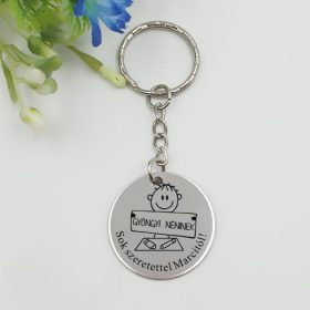 tanitoneni_ajandek_kulcstarto