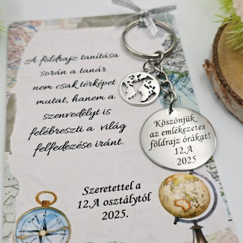 Ballagási kulcstartó földrajztanároknak, ajándék földrajz tanárnak 