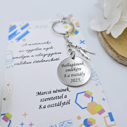 Ballagási kulcstartó matektanároknak, ajándék matematika tanárnak 