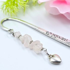   "Keily" - könyvjelző ásványtörmelék rózsakvarccal, szív charmmal