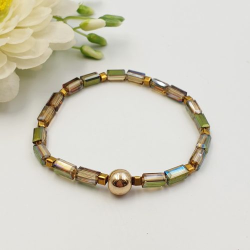 "Karen" - karkötő csiszolt üveggyöngyökkel, aranyló hematittal