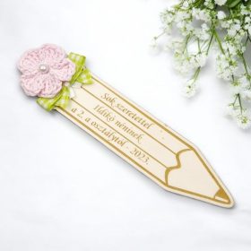 horgolt_konyvjelzo_viraggal