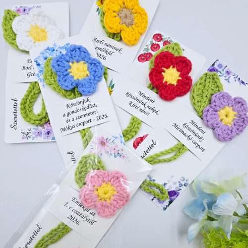 Virágos könyvjelző felirattal - Ajándék óvó néninek, tanár néninek