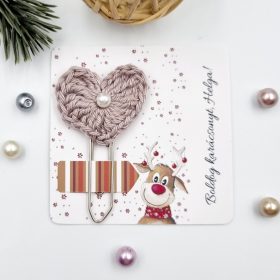   Horgolt szivecskés könyvjelző óriás gémkapoccsal, karácsonyi ajándékkártyán - 11