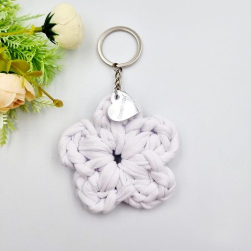 Ajándék anyák napjára,  kézműves horgolt kulcstartó 