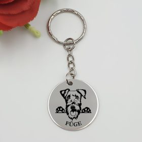   Kutyás kulcstartó saját kutyusod nevével - Airedale terrier