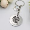 Kulcstartó egyedi gravírozással, charmokkal 35. 