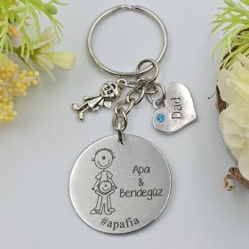 Apa-fia ajándék - kulcstartó grafikával, egyedi névvel, felirattal