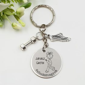 Ajándék futó nőnek - kulcstartó grafikával, egyedi névvel, felirattal