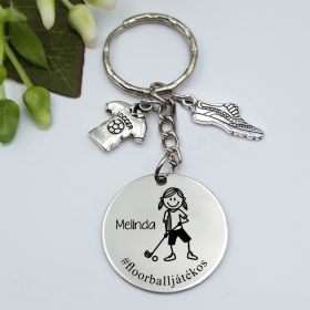   Ajándék női floorball játékosnak - floorball kulcstartó grafikával, egyedi névvel, felirattal