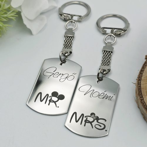 Páros kulcstartó személyre szabott felirattal, grafikáva, ajándék Valentin-napra  