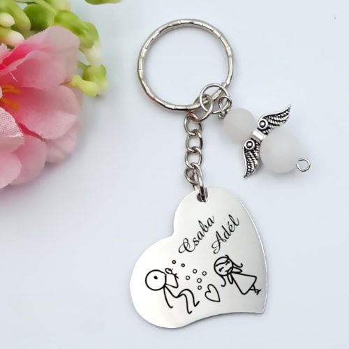 Szív kulcstartó szerelmeseknek, egyedi nevekkel, angyalkával, ajándék Valentin-napra  