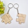Fa páros naptár kulcstartó egyedi nevekkel, dátummal - puzzle