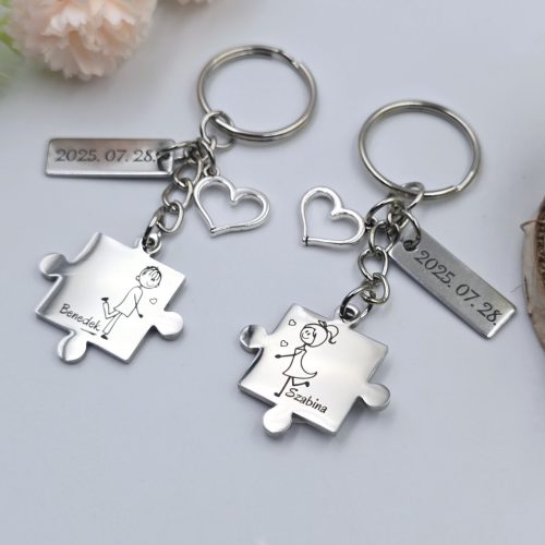 Páros puzzle kulcstartó személyre szabott felirattal, grafikával - ajándék Valentin-napra