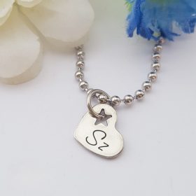 Nyaklánc szív medállal, személyre szabott felirattal 3.