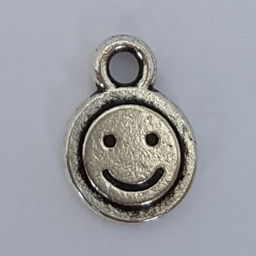 Smiley charm 01.