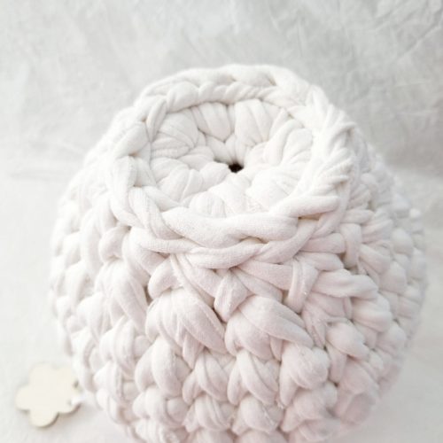 Horgolt cica tárolókosár egyedi felirattal (016)