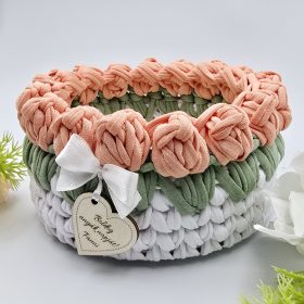 Horgolt tulipános tárolókosár egyedi felirattal (035) 