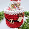 Horgolt mikulás tárolókosár, szaloncukortartó egyedi felirattal (087)