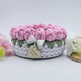   Horgolt tulipános tárolókosár egyedi felirattal (rózsaszín)