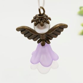 Angyalka charm - lila és fehér akril- és teklagyöngyből