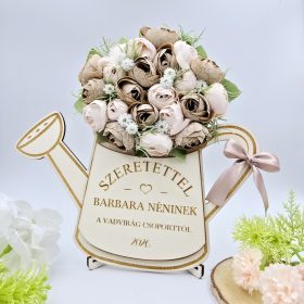   Ajándék óvó néninek, tanító néninek - selyemvirágokkal díszített egyedi feliratos öntözőkanna 12.