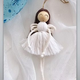 Makramé angyalka, karácsonyfadísz (Kb. 16 cm)