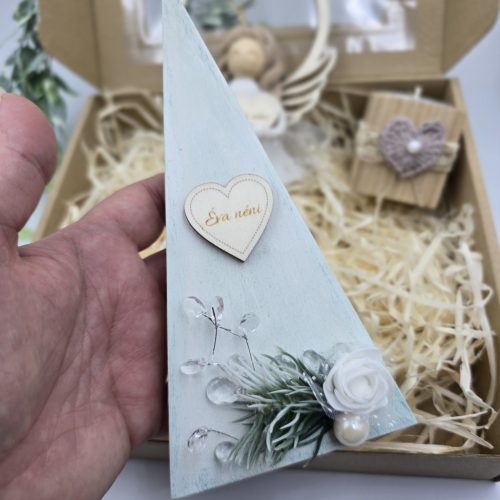 Kézműves karácsonyi ajándékdoboz