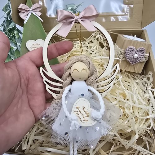 Kézműves karácsonyi ajándékdoboz