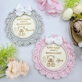 Keresztszülő felkérő horgolt, gravírozott hűtőmágnes