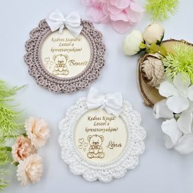 Keresztszülő felkérő horgolt, gravírozott hűtőmágnes