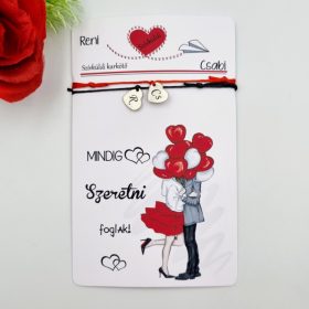   Ajándék szerelmeseknek, páros gravírozott karkötő szív medállal