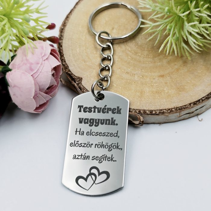  „Testvérek vagyunk” kulcstartó